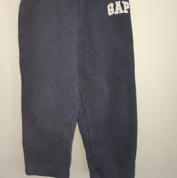 10 For 10$ Gap baby boys jogging pants size 3 - Picture 2 of 6